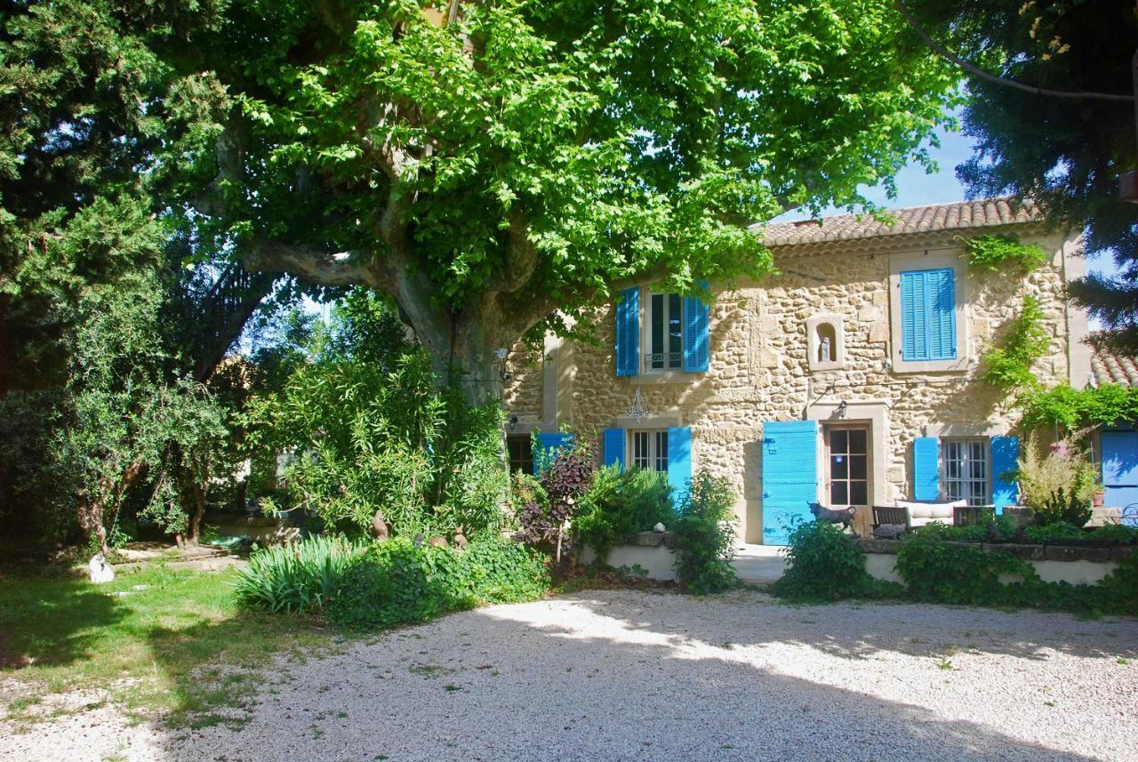 Les Volets Bleus Provence Hotel Salon-de-Provence Exterior photo